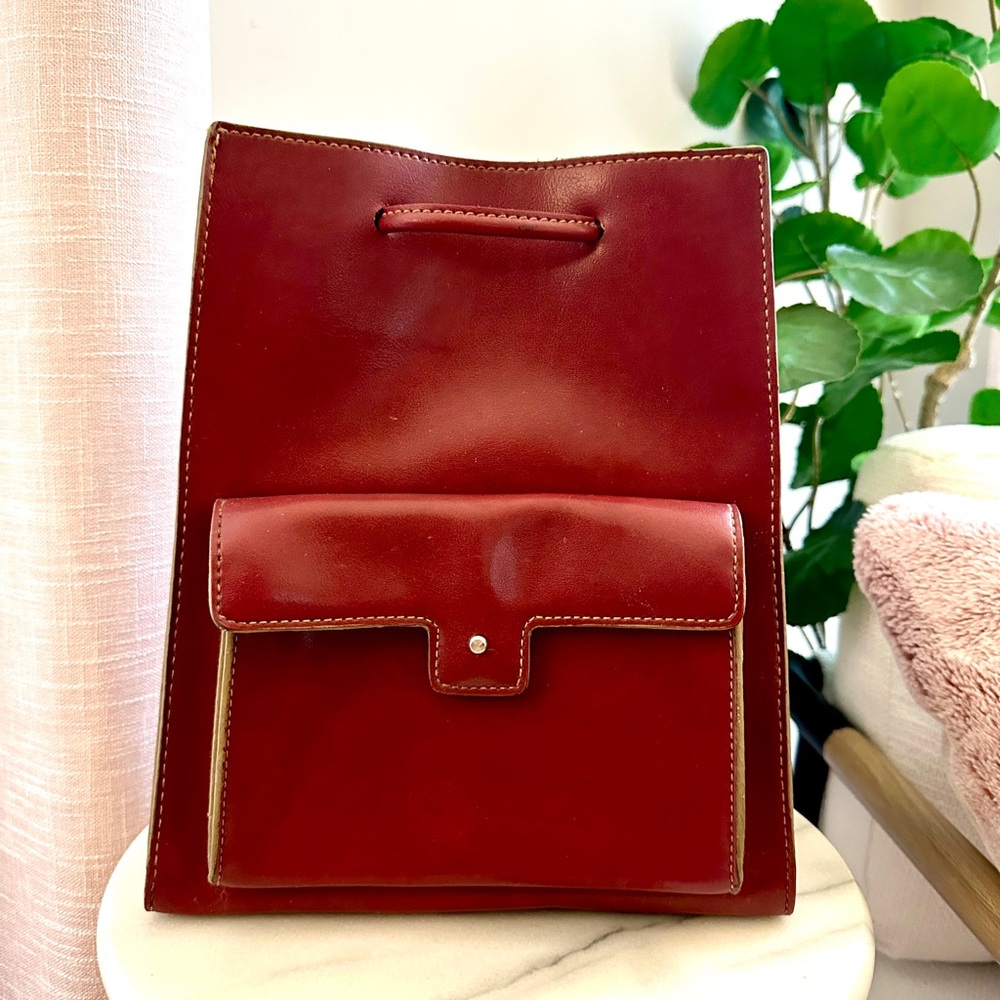 Red Purse/Backpack with Front Pocket